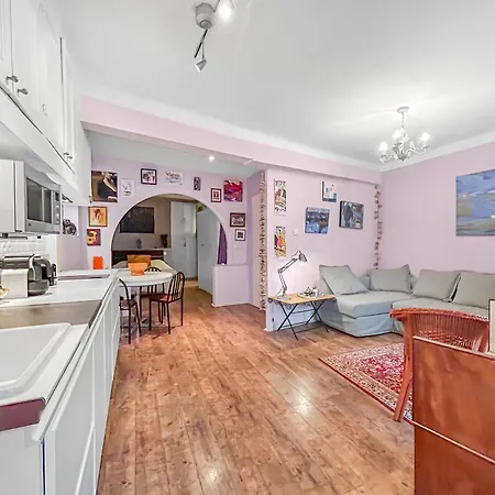 Lumiere De アパート